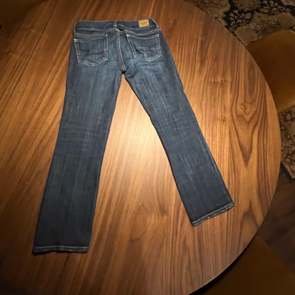American Eagle Artist style denim- size 0-with stretch. - Picture 4 of 9